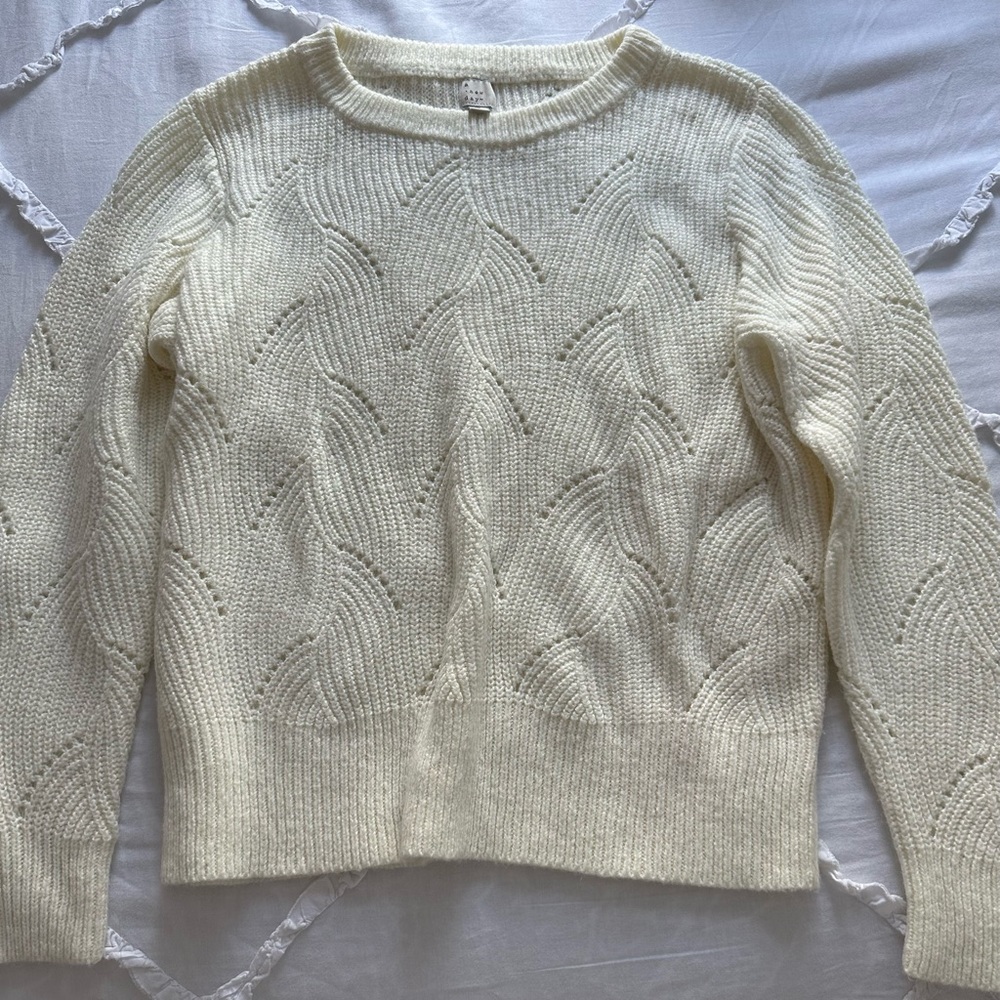 Women's Cream Sweater